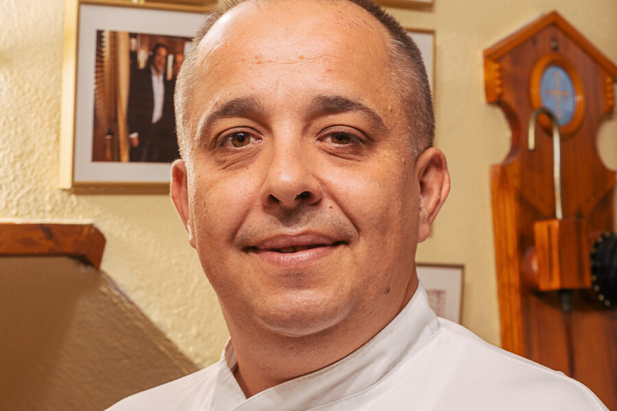 Nacho Boix, jefe de sala de Tasca del Puerto